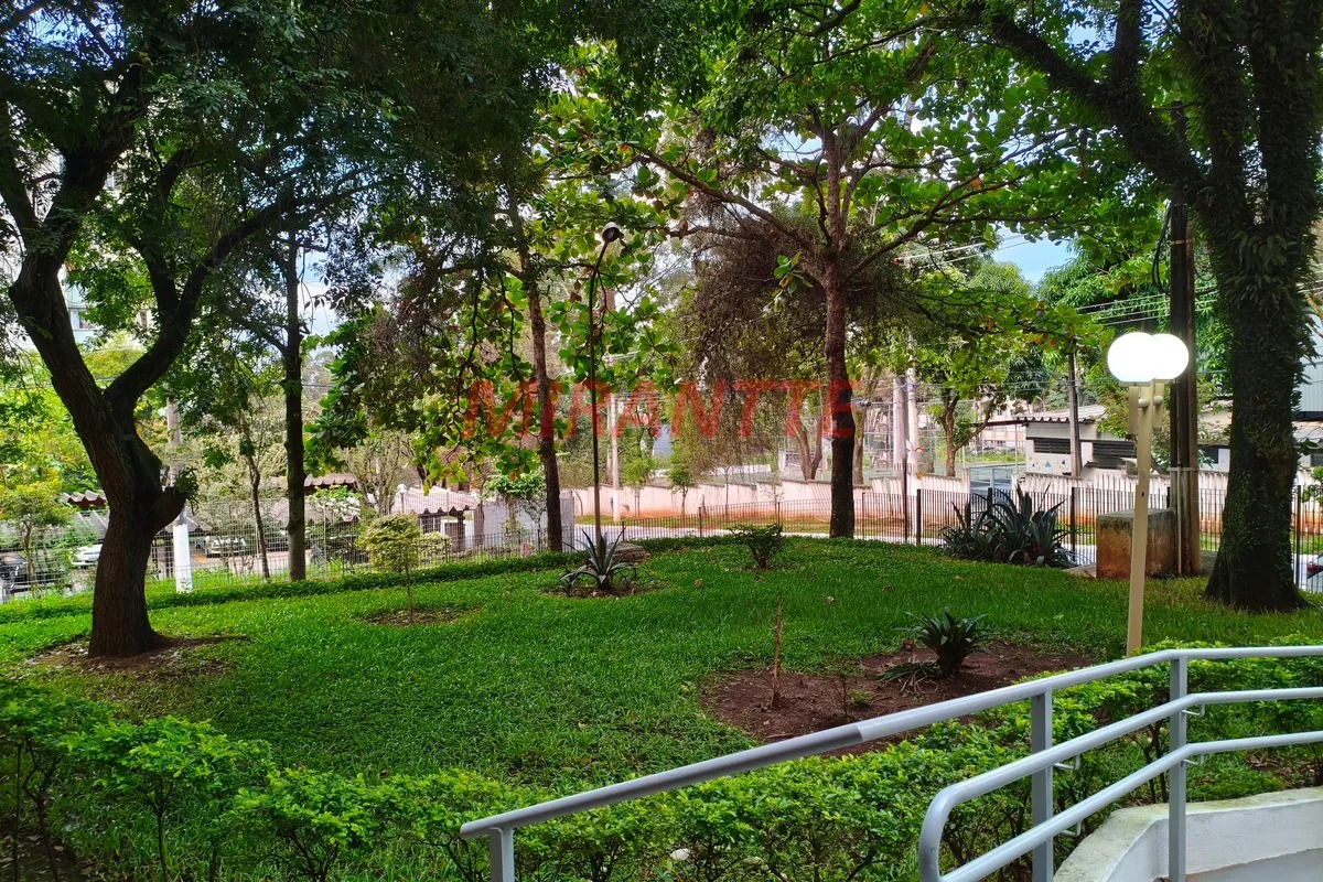 Apartamento de 60m² com 2 quartos em Barro Branco