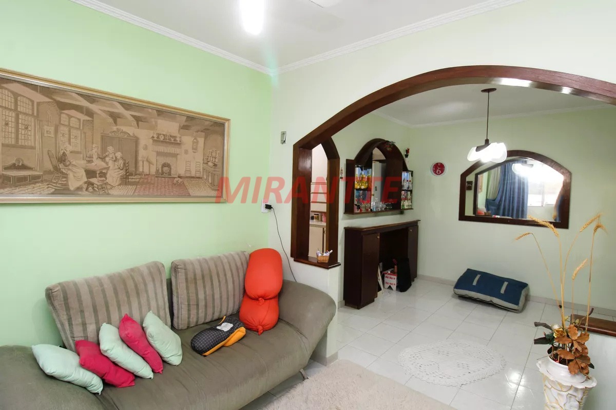 Apartamento de 60m² com 2 quartos em Barro Branco