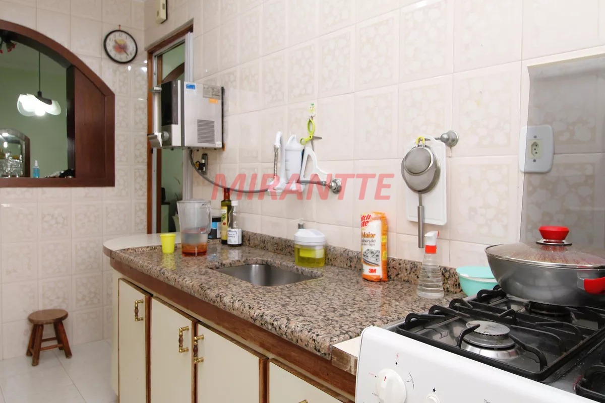 Apartamento de 60m² com 2 quartos em Barro Branco