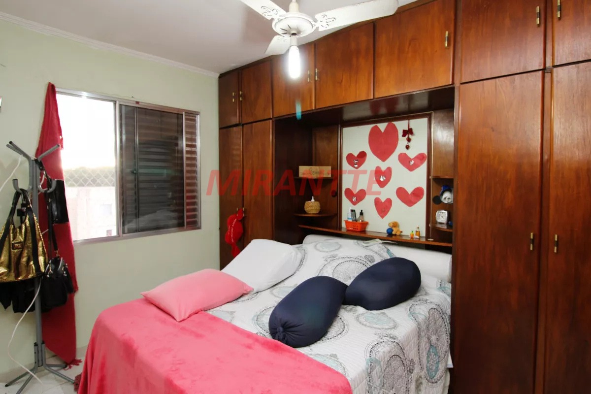 Apartamento de 60m² com 2 quartos em Barro Branco