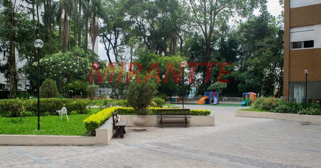 Apartamento de 75m² com 2 quartos em Santana