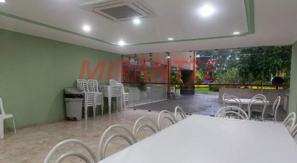 Apartamento de 75m² com 2 quartos em Santana