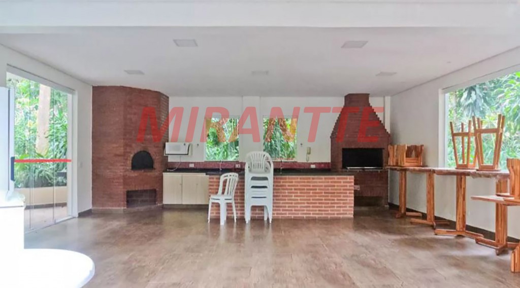Apartamento de 75m² com 2 quartos em Santana