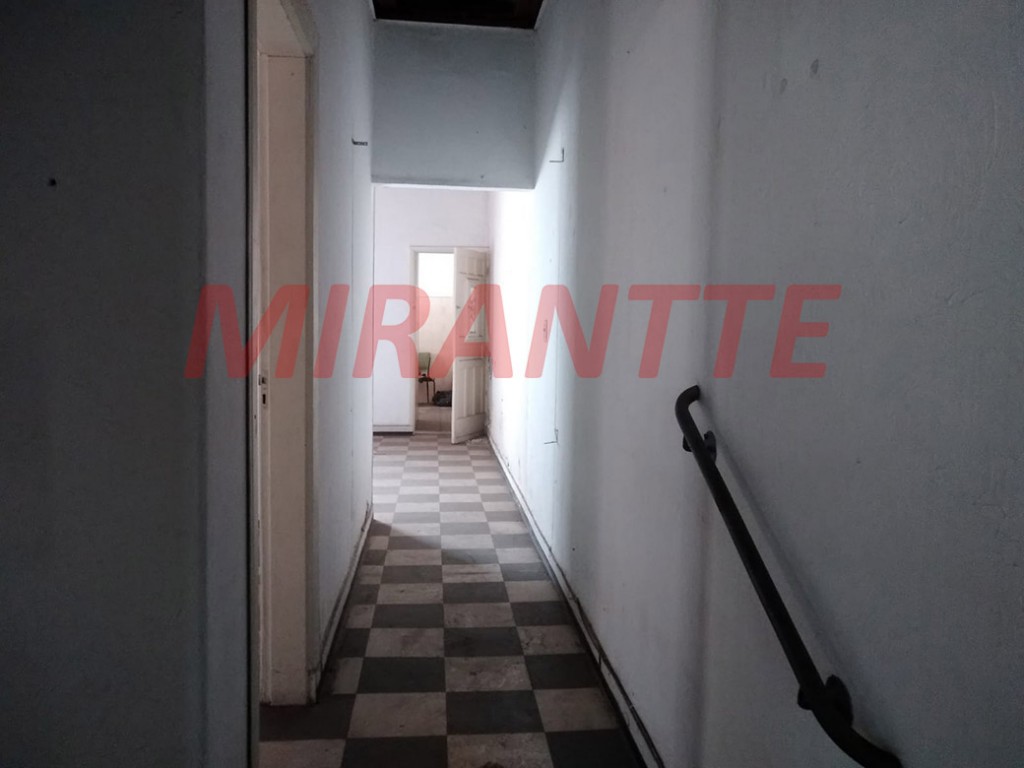 Comercial de 220m² em Santana