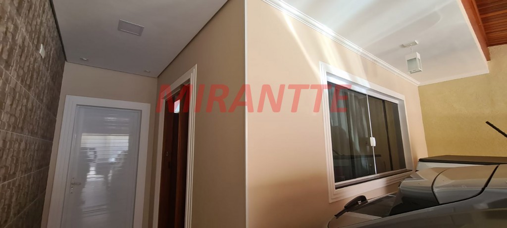 Sobrado de 192m² com 3 quartos em Vila Galvão