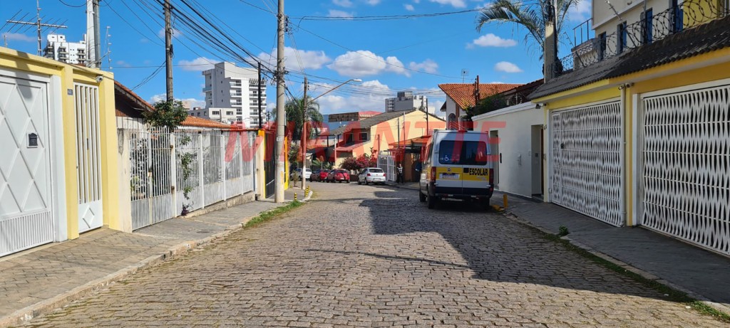 Sobrado de 192m² com 3 quartos em Vila Galvão