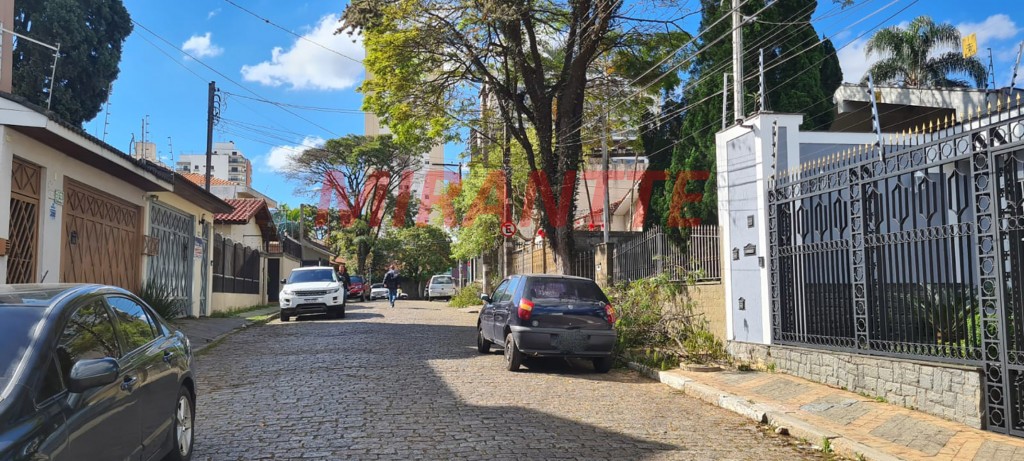 Sobrado de 192m² com 3 quartos em Vila Galvão