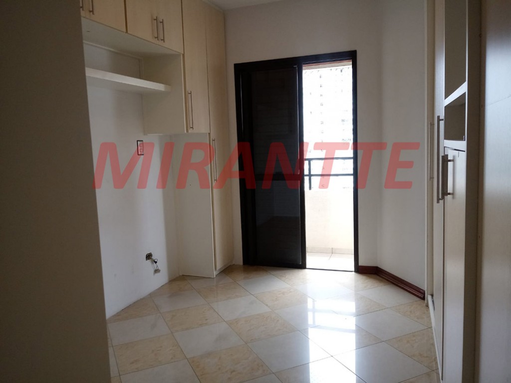 Apartamento de 80m² com 3 quartos em Santana