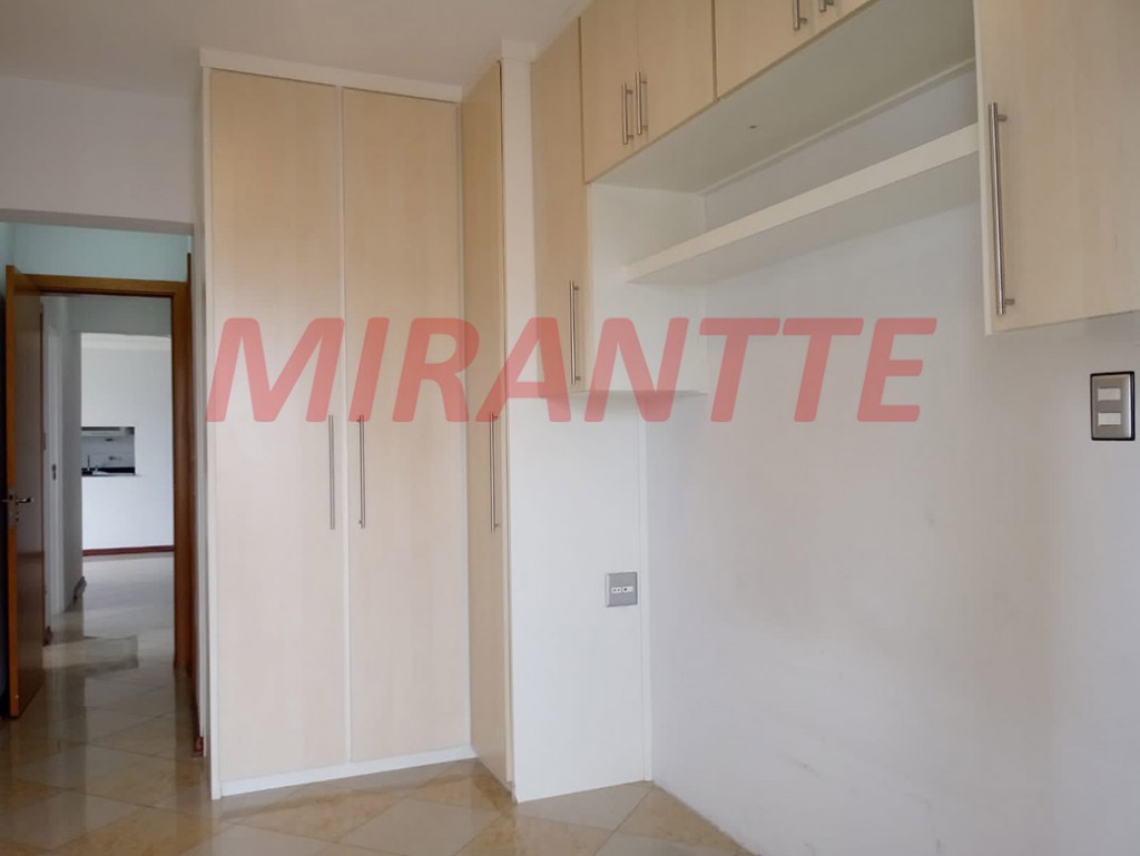 Apartamento de 80m² com 3 quartos em Santana