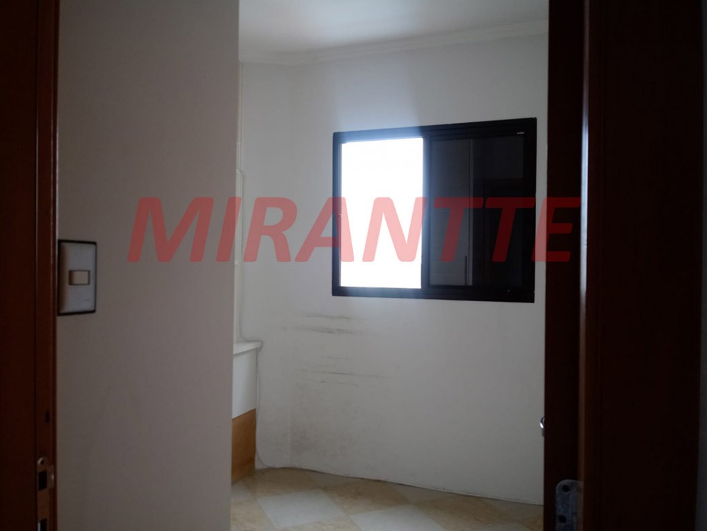Apartamento de 80m² com 3 quartos em Santana