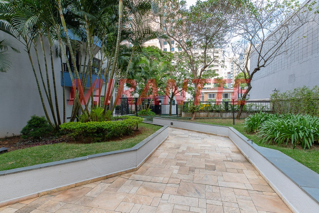 Apartamento de 139m² com 2 quartos em Vila Nova Conceição