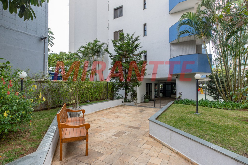 Apartamento de 139m² com 2 quartos em Vila Nova Conceição