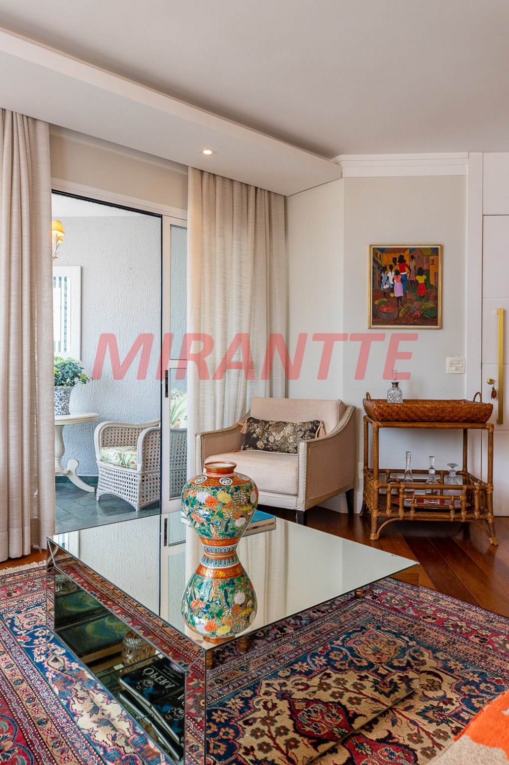 Apartamento de 139m² com 2 quartos em Vila Nova Conceição