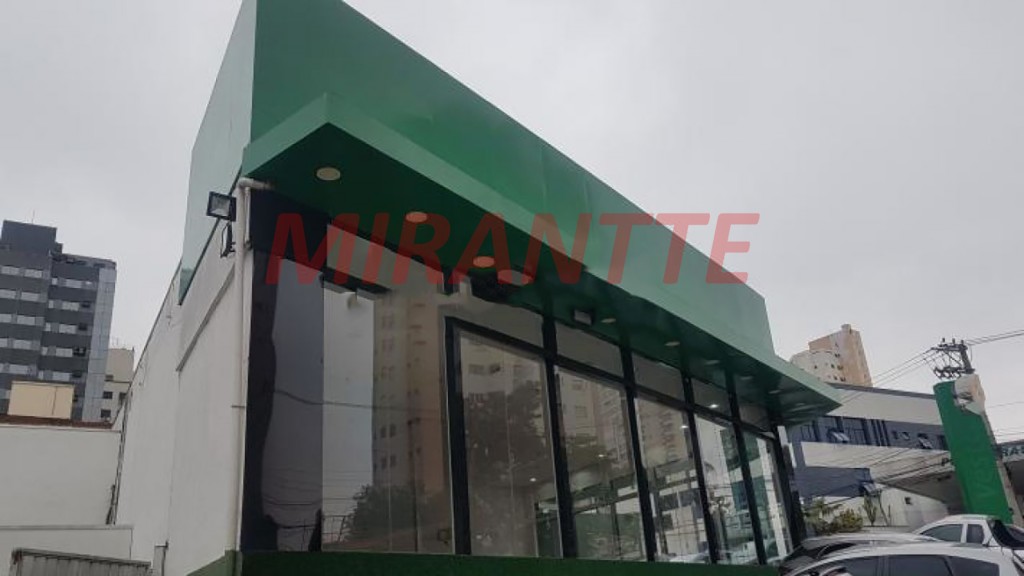 Comercial de 350m² em Água Fria