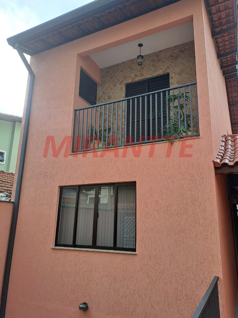 Sobrado de 250m² com 3 quartos em Santana