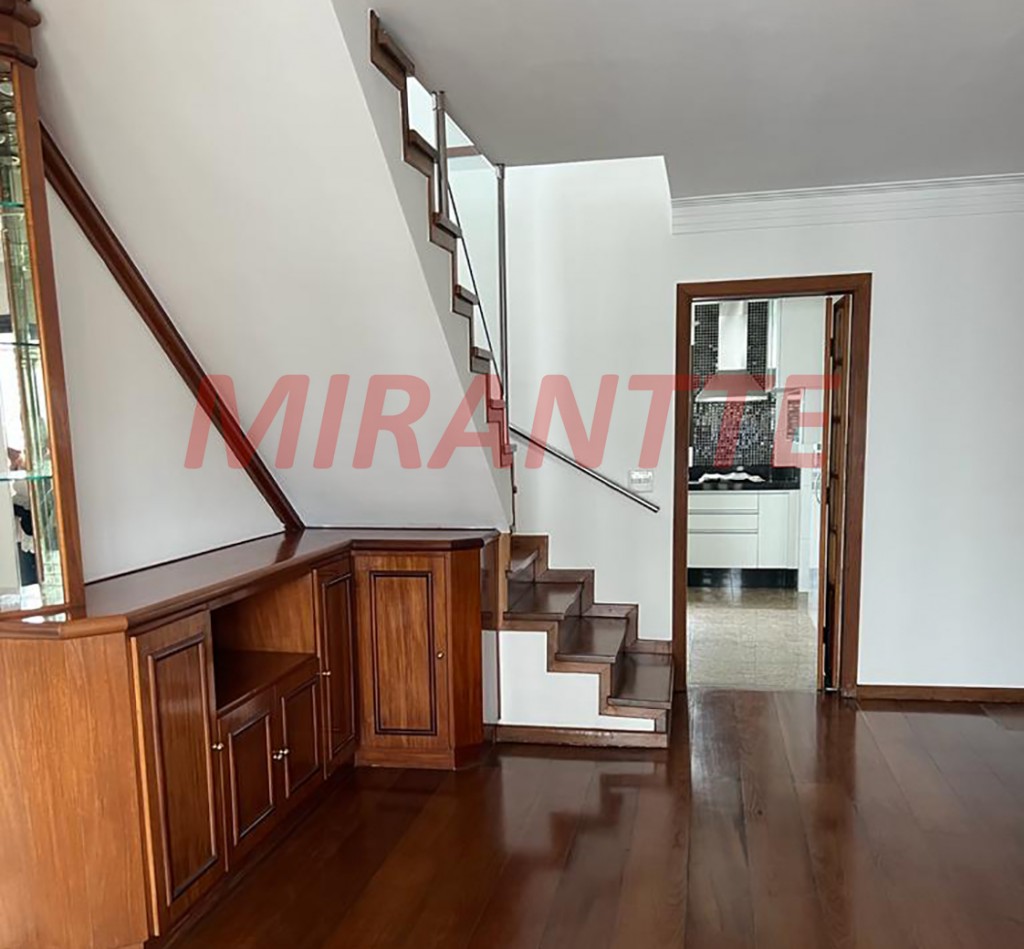 Cobertura de 258m² com 3 quartos em Santana