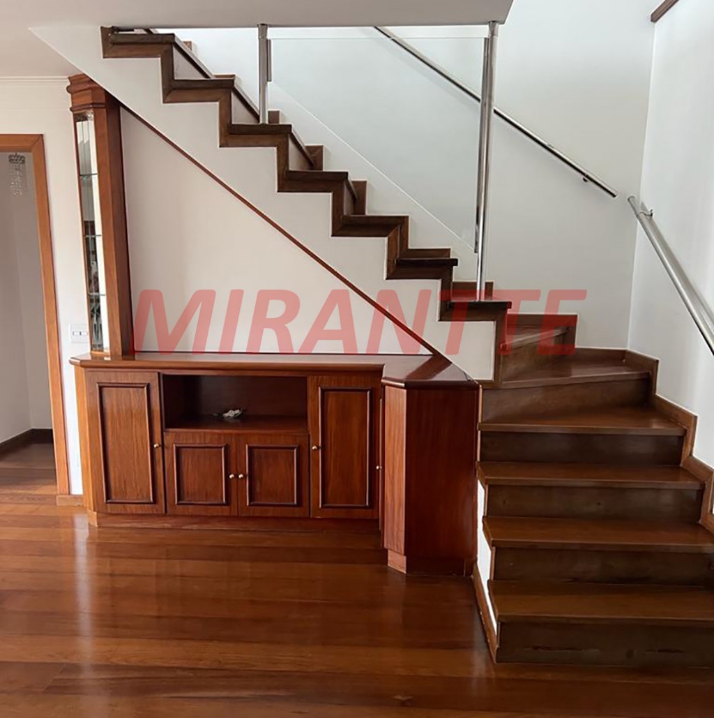 Cobertura de 258m² com 3 quartos em Santana