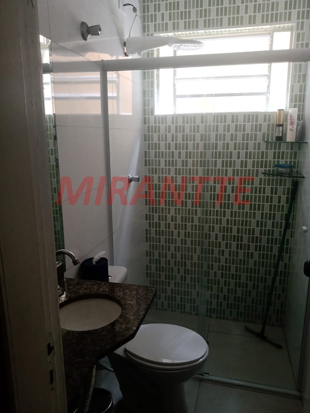 Sobrado de 165m² com 4 quartos em Vila Nova Galvão