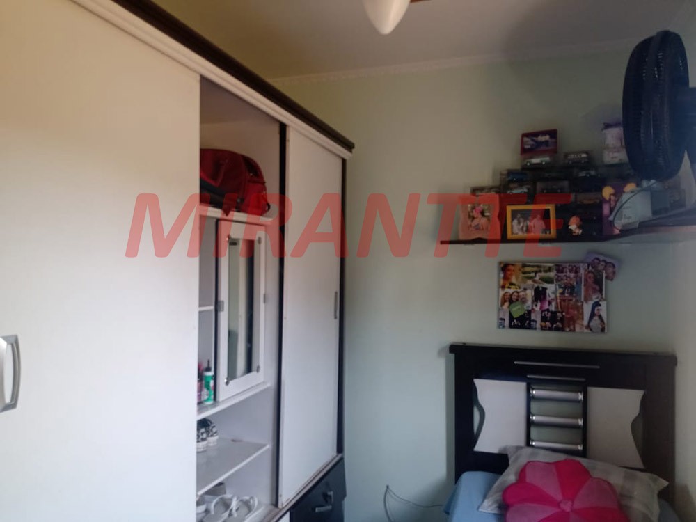 Sobrado de 165m² com 4 quartos em Vila Nova Galvão