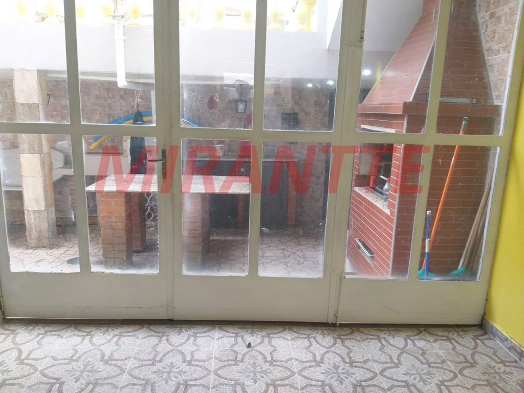 Sobrado de 315m² com 3 quartos em Vila Galvão