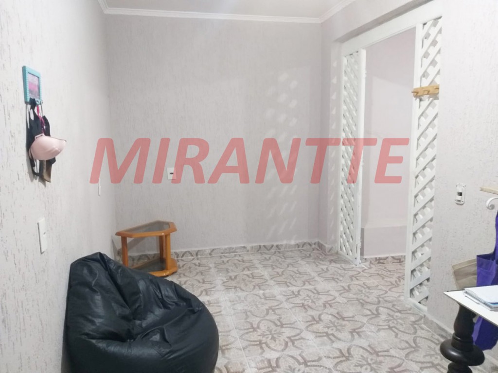 Sobrado de 315m² com 3 quartos em Vila Galvão