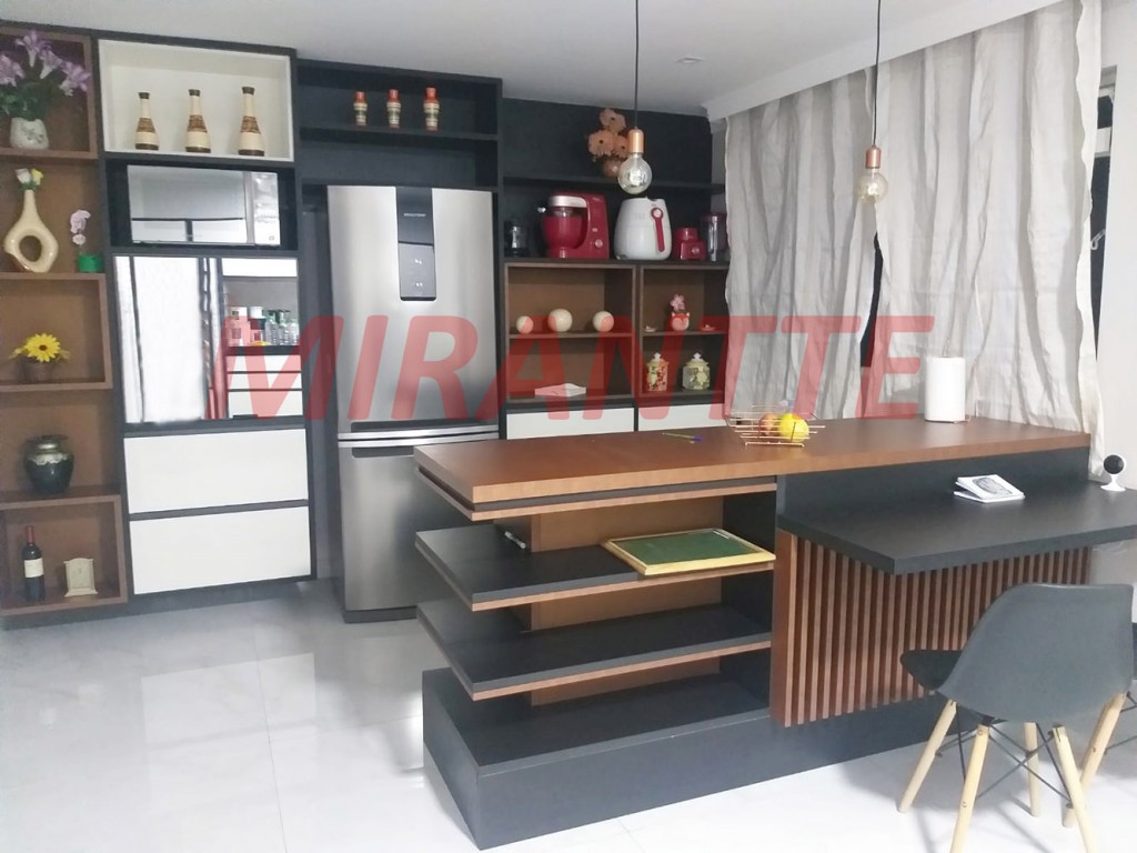 Sobrado de 315m² com 3 quartos em Vila Galvão