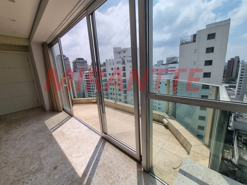 Apartamento de 250m² com 4 quartos em Vila Nova Conceição