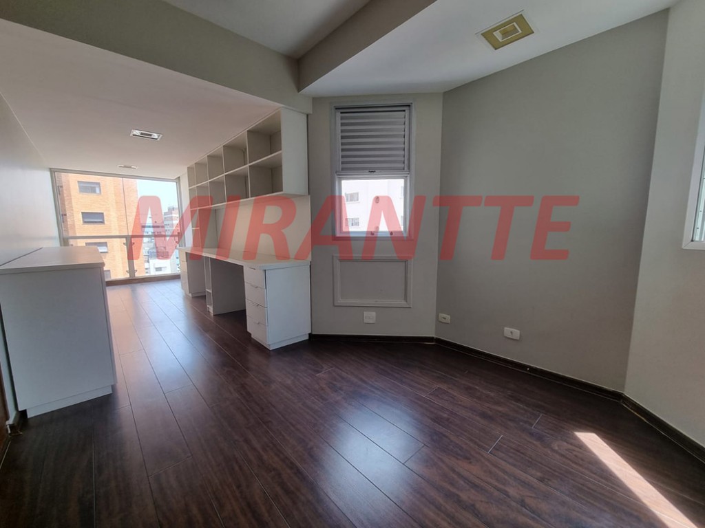 Apartamento de 250m² com 4 quartos em Vila Nova Conceição
