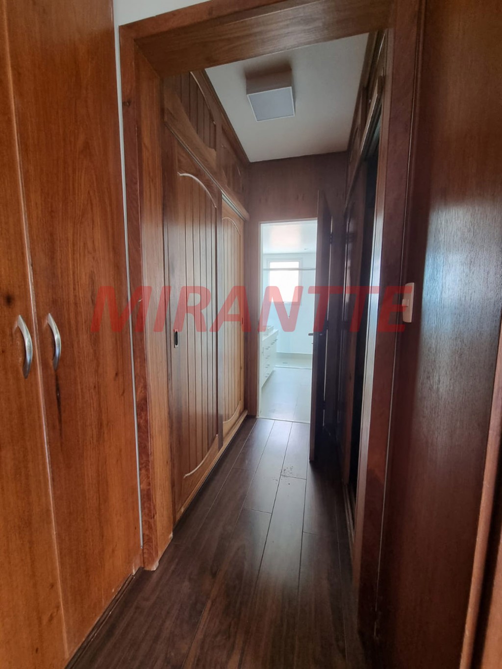 Apartamento de 250m² com 4 quartos em Vila Nova Conceição