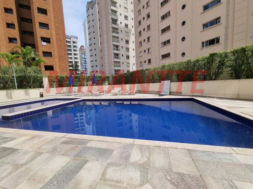 Apartamento de 250m² com 4 quartos em Vila Nova Conceição