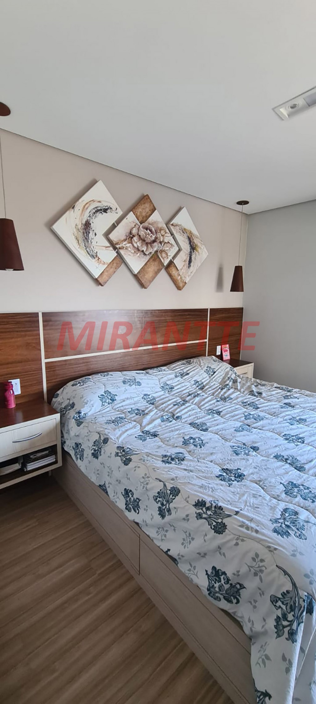 Sobrado de 450m² com 3 quartos em Serra Da Cantareira