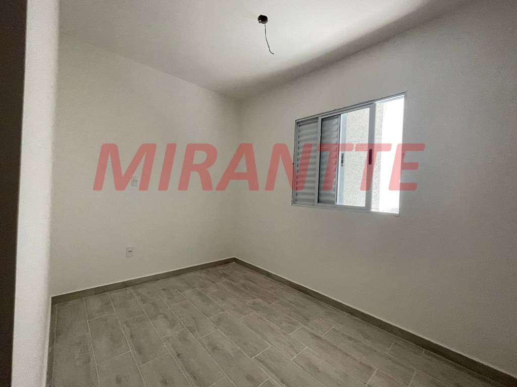 Apartamento de 42m² com 2 quartos em Vila Nivi