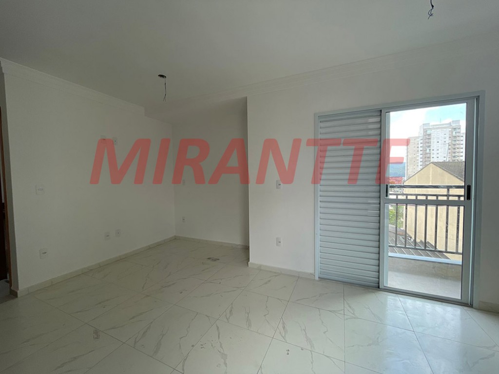 Apartamento de 42m² com 2 quartos em Vila Nivi