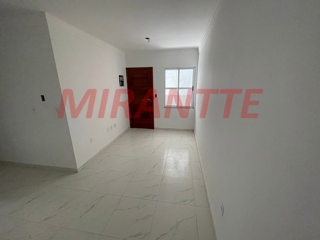 Apartamento de 42m² com 2 quartos em Vila Nivi