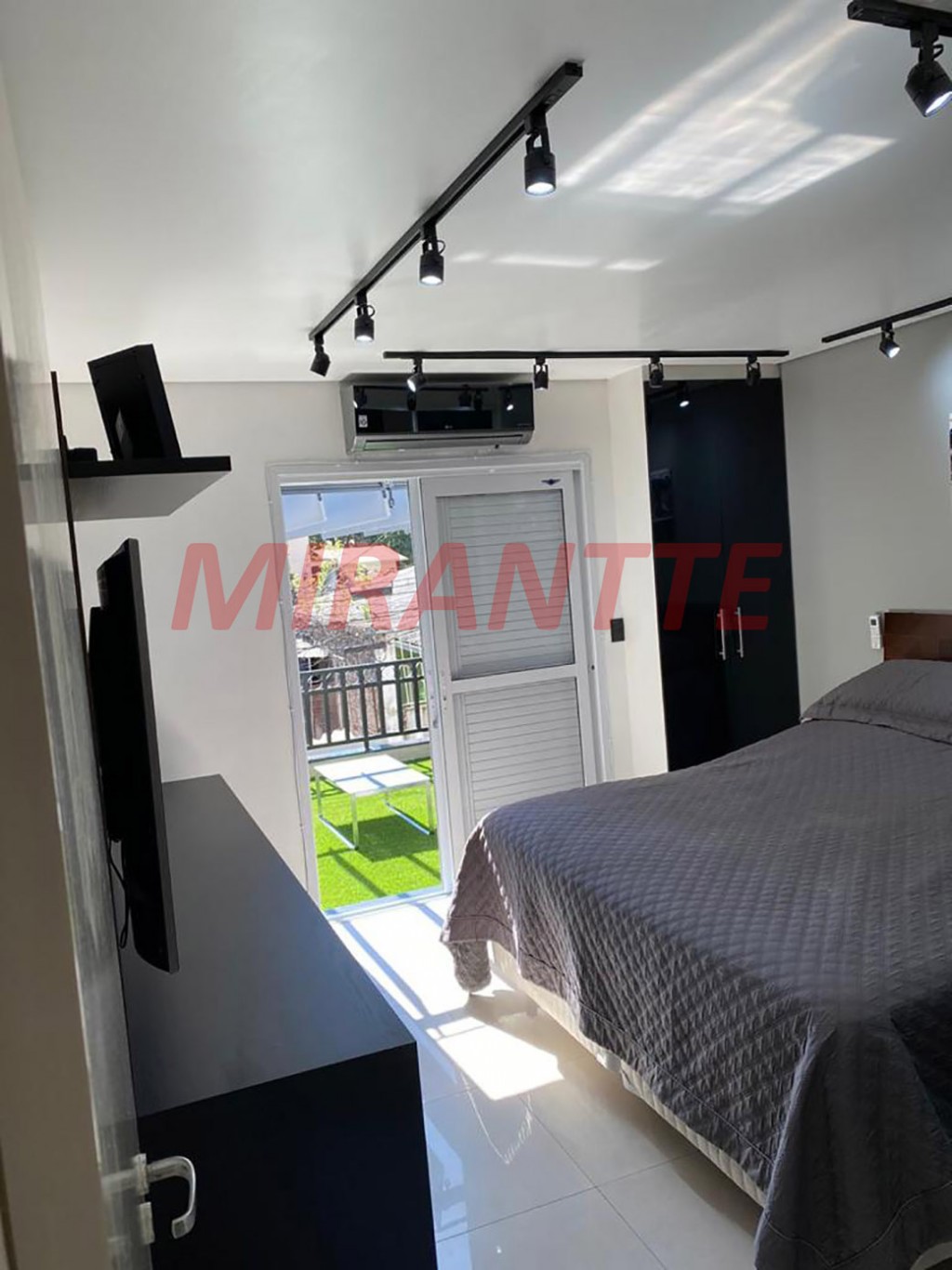 Sobrado de 80m² com 2 quartos em Santana
