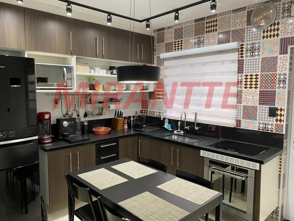 Sobrado de 80m² com 2 quartos em Santana