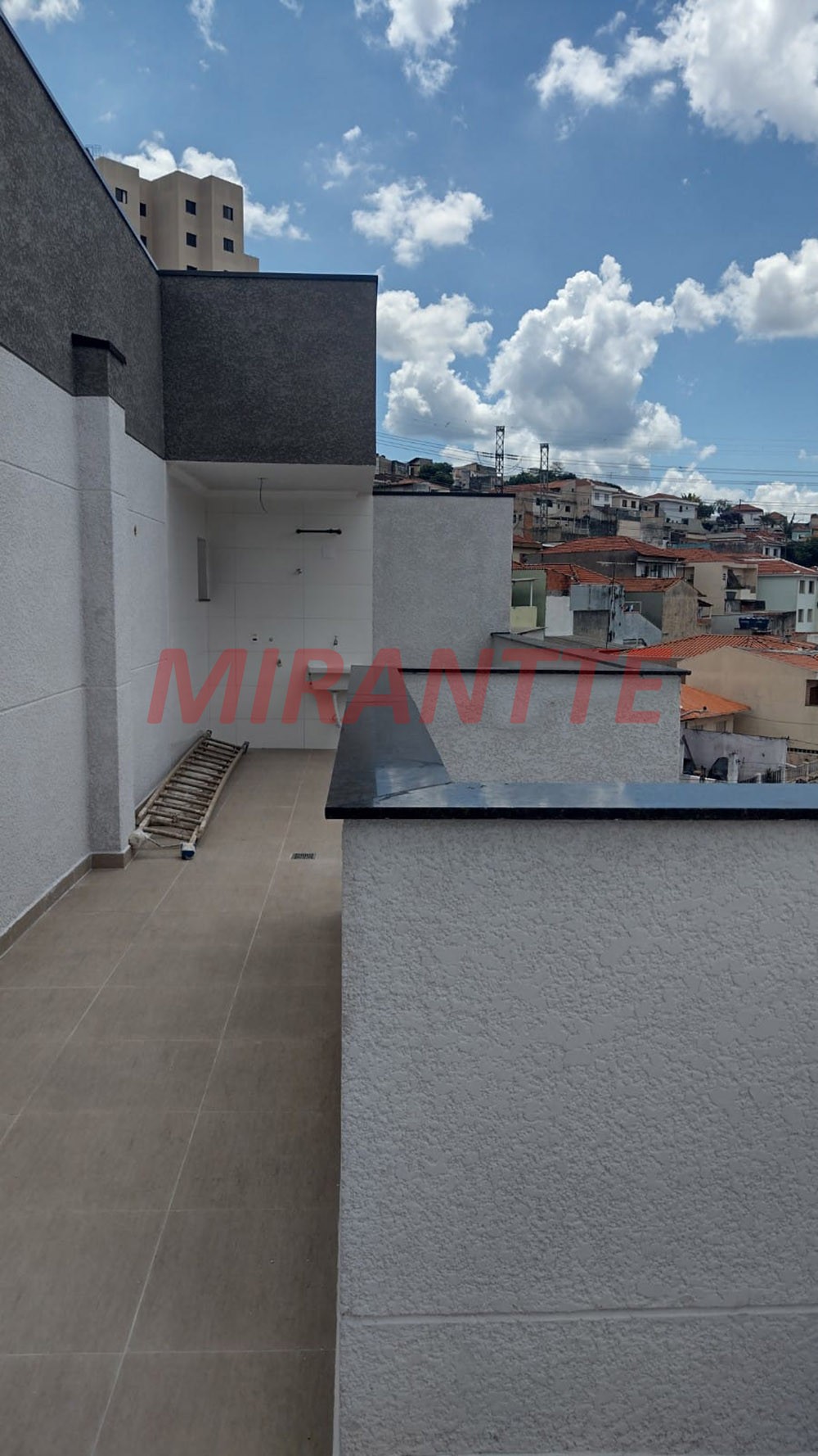 Apartamento com 2 quartos em Vila Paiva