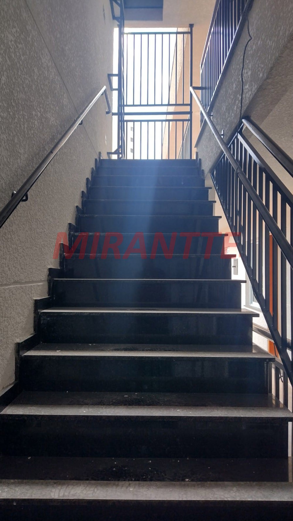 Apartamento com 2 quartos em Vila Paiva