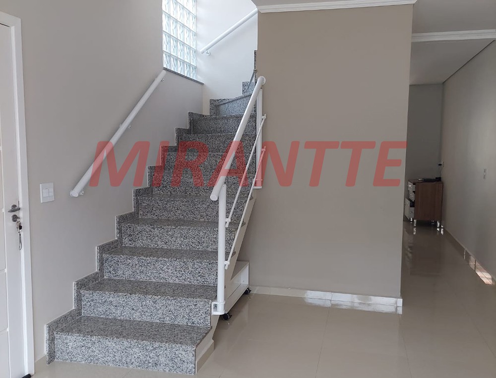 Sobrado de 141m² com 3 quartos em Jaçana