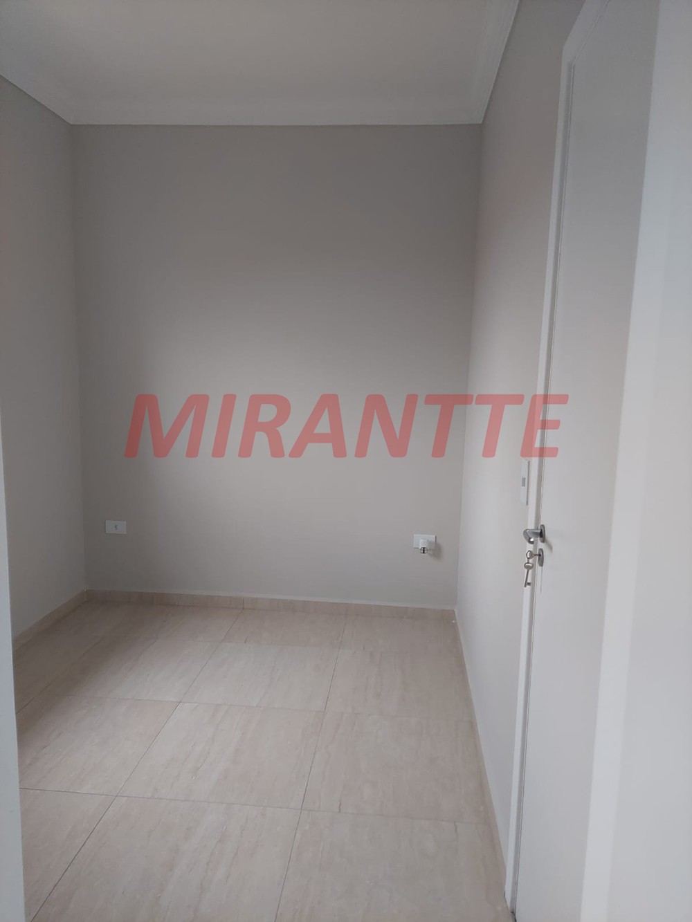 Sobrado de 141m² com 3 quartos em Jaçana