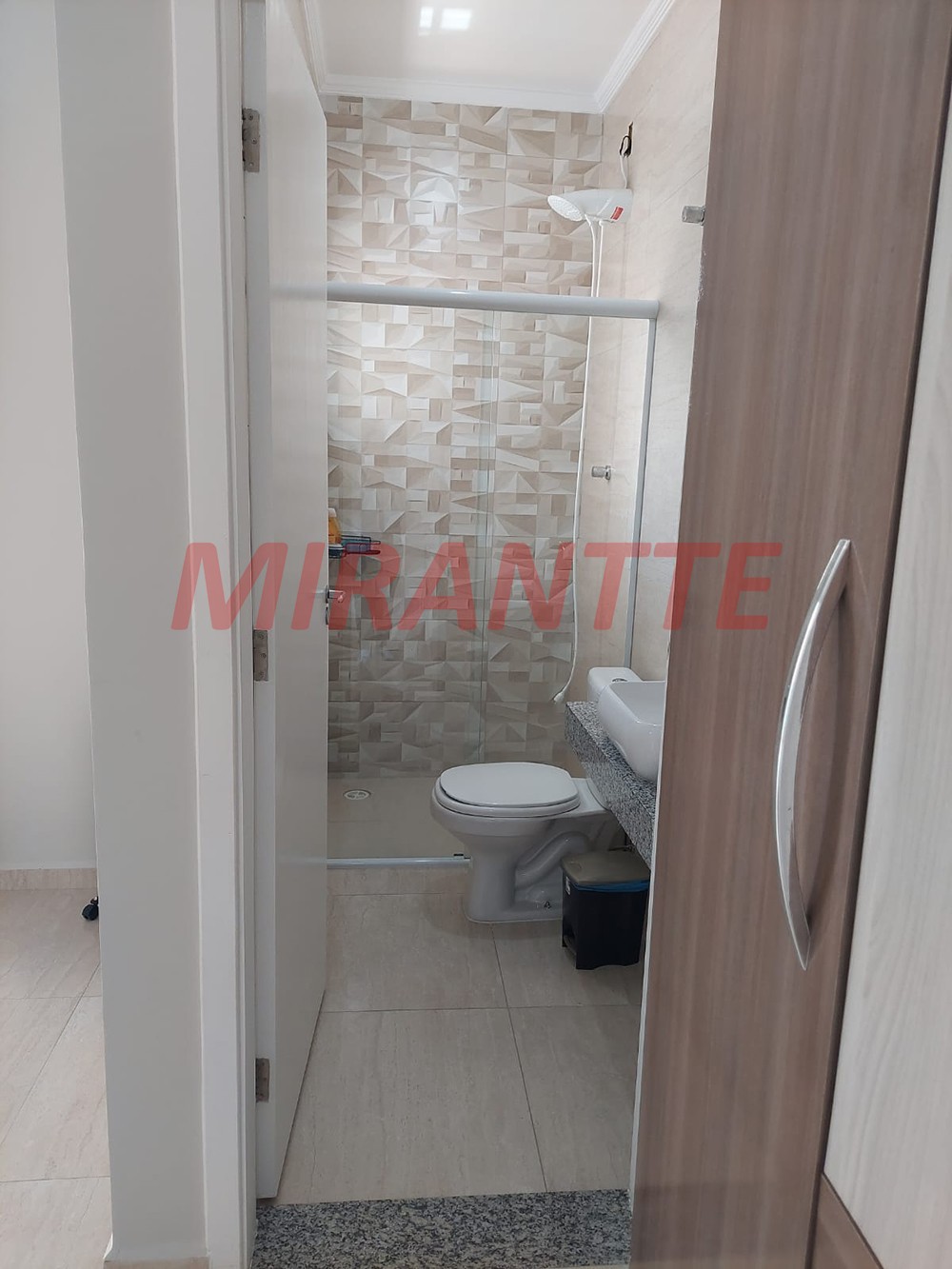 Sobrado de 141m² com 3 quartos em Jaçana