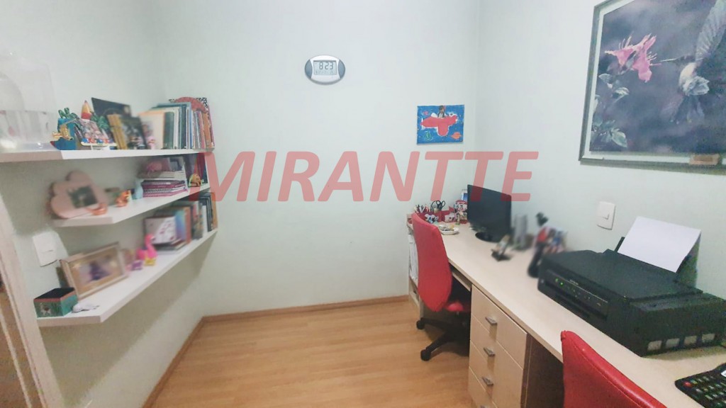 Sobrado de 170m² com 3 quartos em Vila Zamataro
