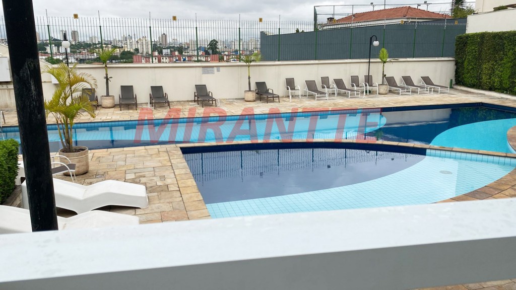 Sobrado de 170m² com 3 quartos em Vila Zamataro