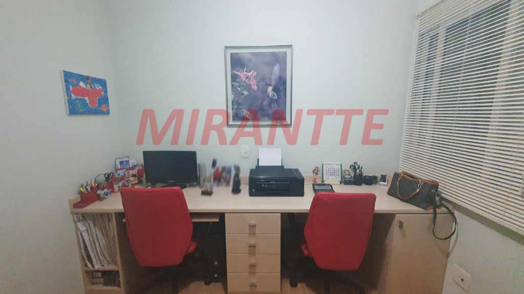 Sobrado de 170m² com 3 quartos em Vila Zamataro