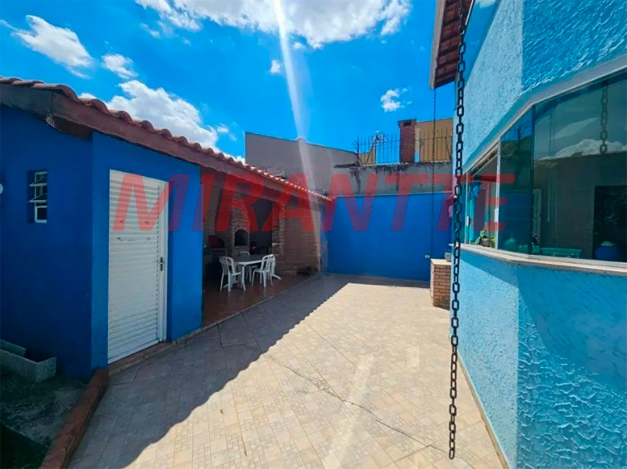 Sobrado de 354m² com 4 quartos em Jardim Primavera