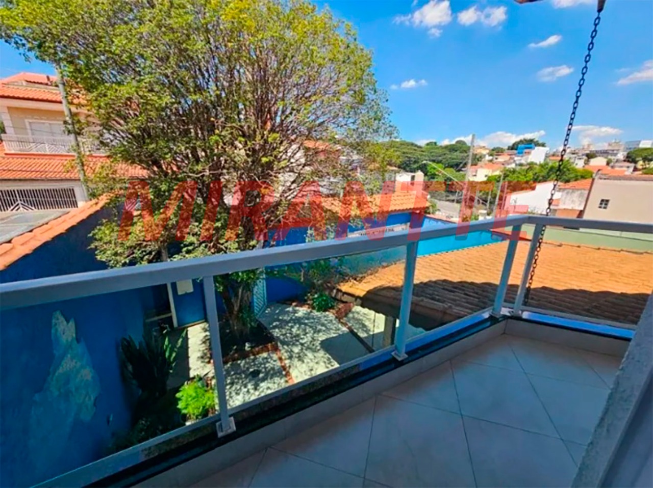 Sobrado de 354m² com 4 quartos em Jardim Primavera