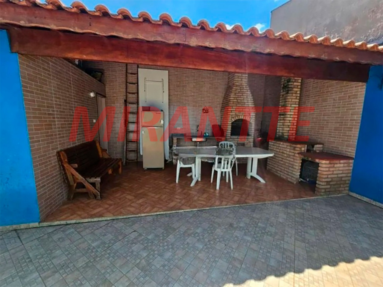 Sobrado de 354m² com 4 quartos em Jardim Primavera