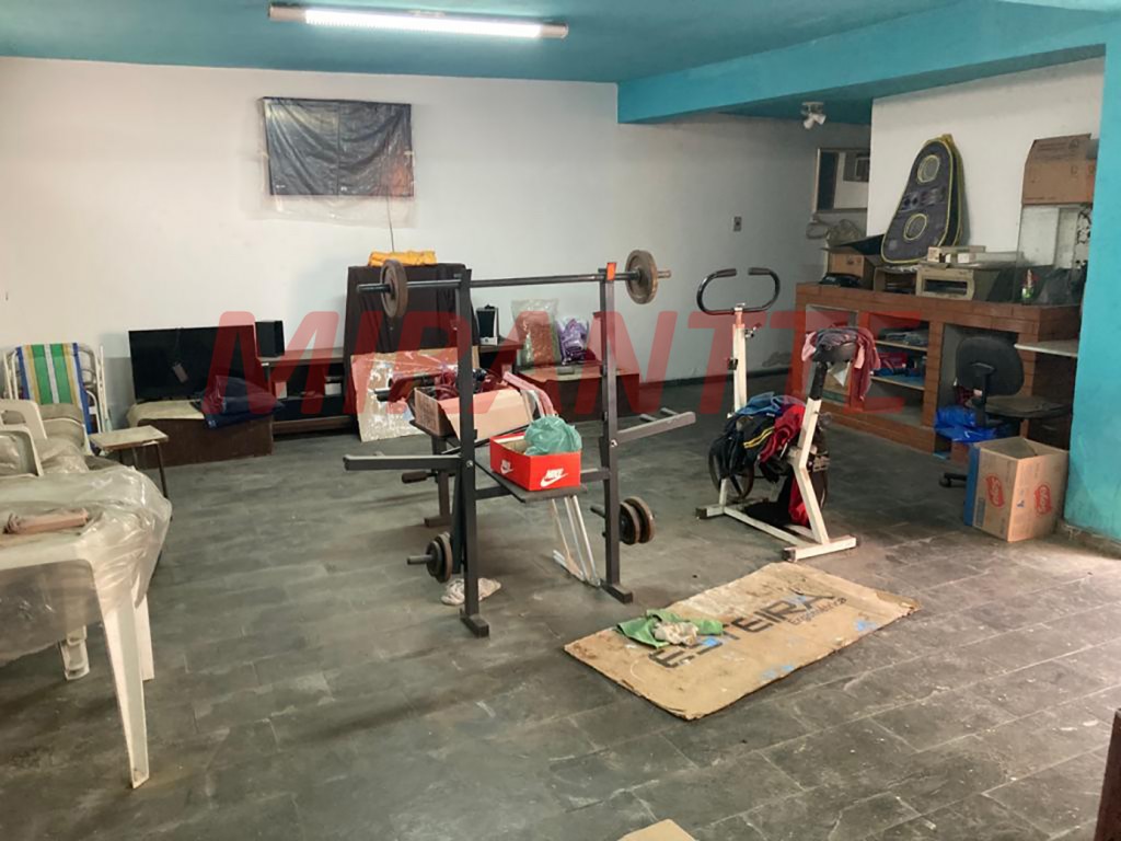 Sobrado de 110m² com 4 quartos em Santana