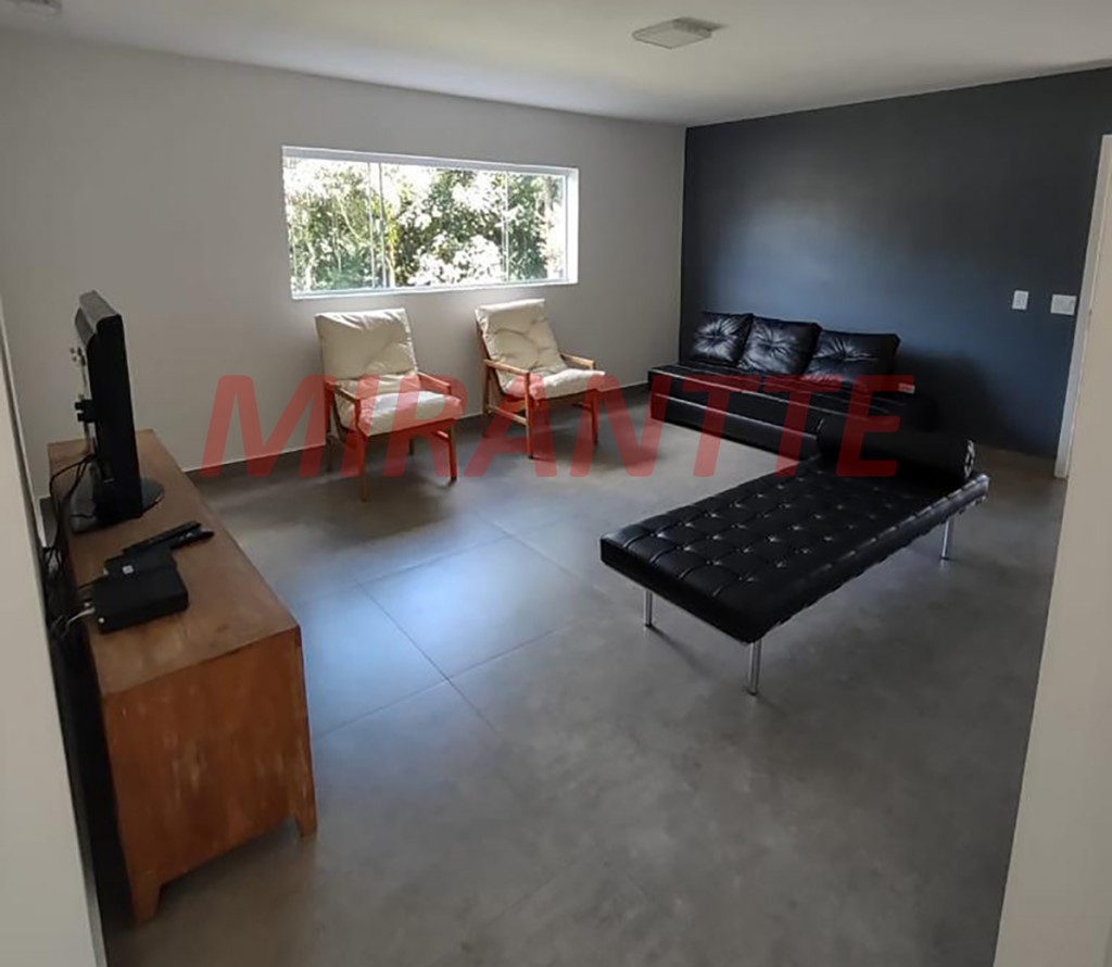 Sobrado de 450m² com 3 quartos em Serra da Cantareira