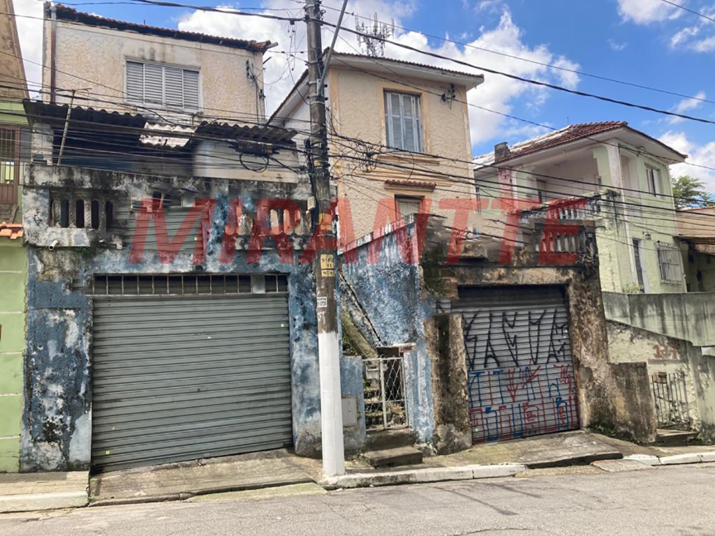 Sobrado de 303m² com 12 quartos em Vila Isolina Mazzei